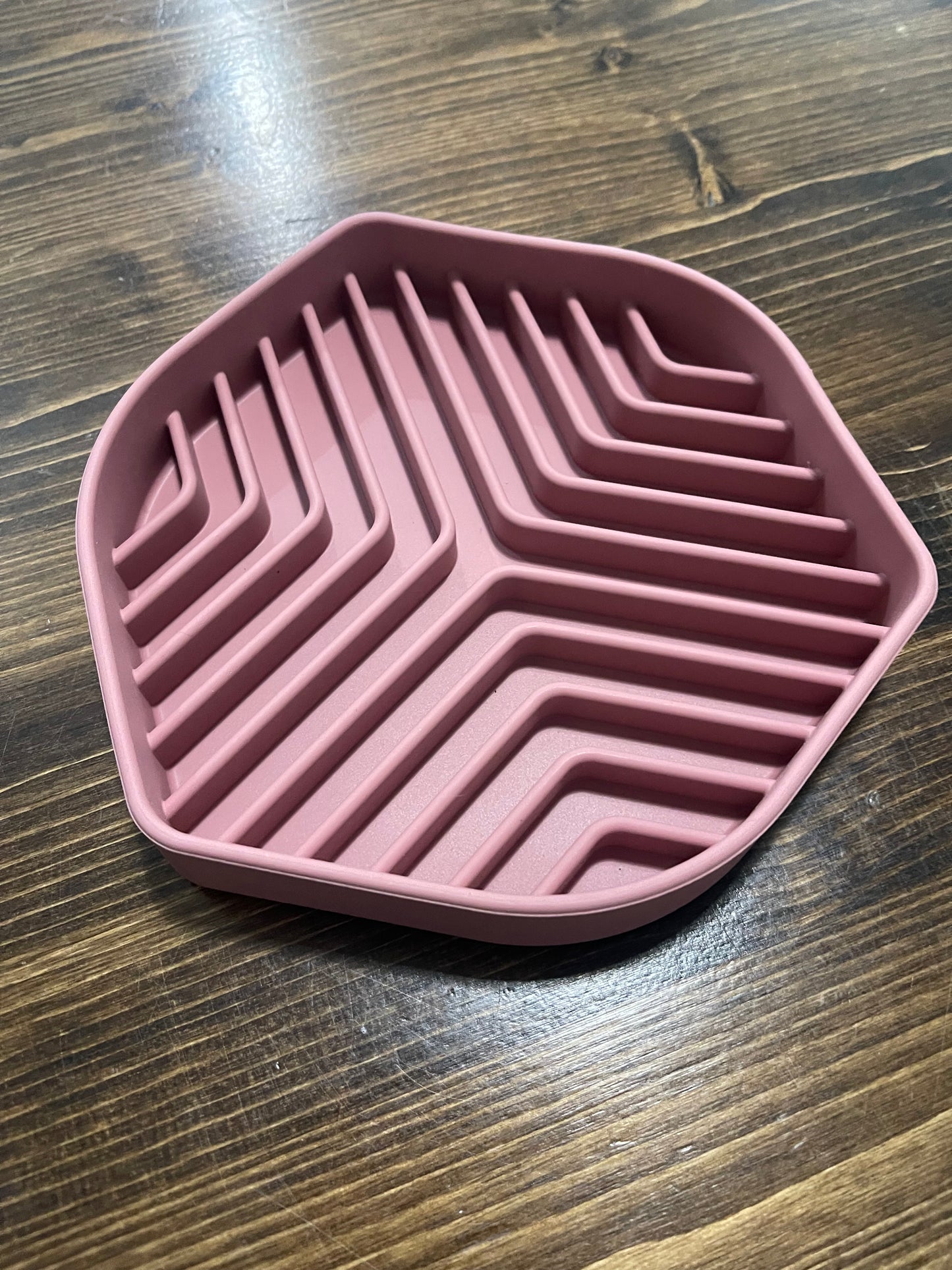 Hexagon Slow-feeder For Cats & Dogs