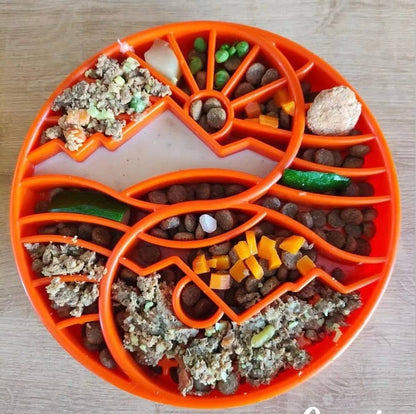 Yin Yang Design Shallow Slow Feeder Tray for Dogs