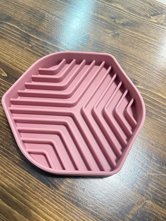 Hexagon Slow-feeder For Cats & Dogs